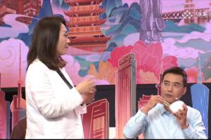 蓝鲸控股集团副总裁刘晓霞在央视频现场直播张家口特色美食